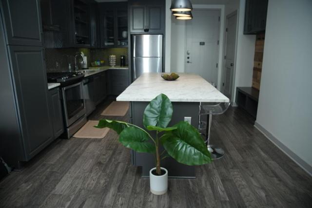 Downtown Dallas Apt With View Walking Distance To Aac With Free Parking Pool Wifi 외부 사진